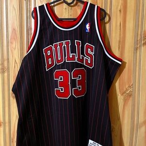 Scottie Pippen Chicago Bulls Mitchell & Ness NBA Authentic Jersey - Size XXL- 52